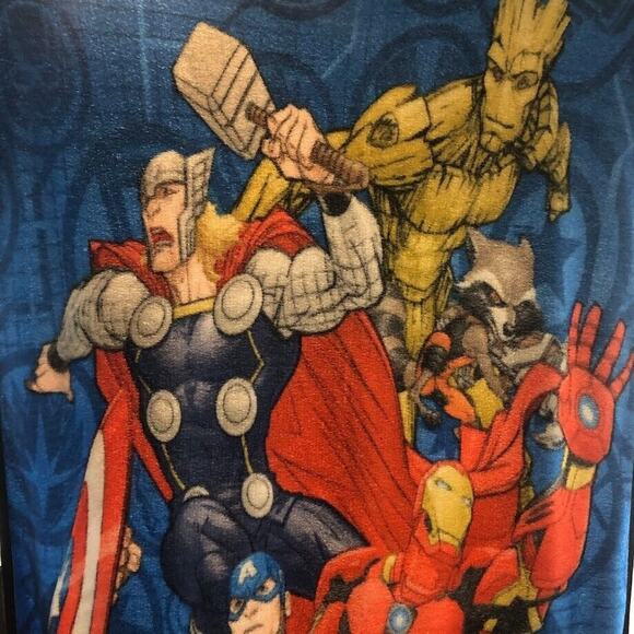Marvel Avenger Fleece Blanket 69" 36" Groot Thor Rocket Iron Man Captain America - Picture 5 of 8
